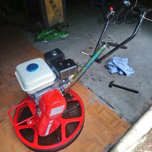 Máy xoa cạnh bê tông